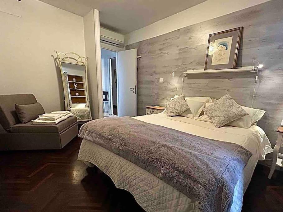 אסקולי פיצ'נו L'Attico Sul Fiume Center Home מראה חיצוני תמונה
